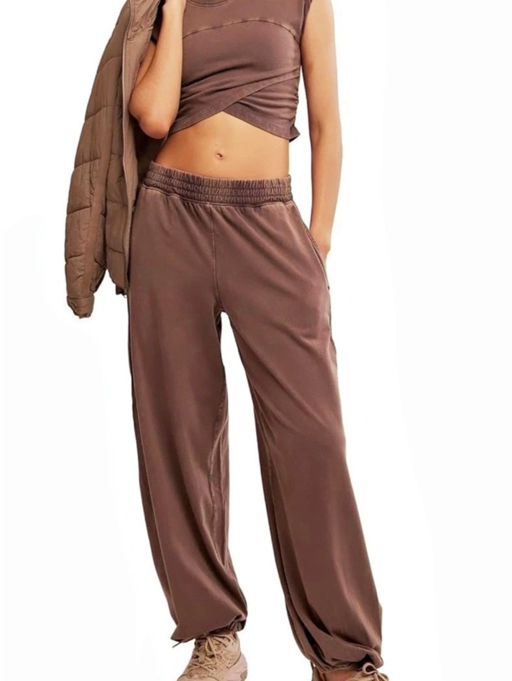 New” set Free People FP Movement Hot Shot Crossover Set Brown Jogger Pants